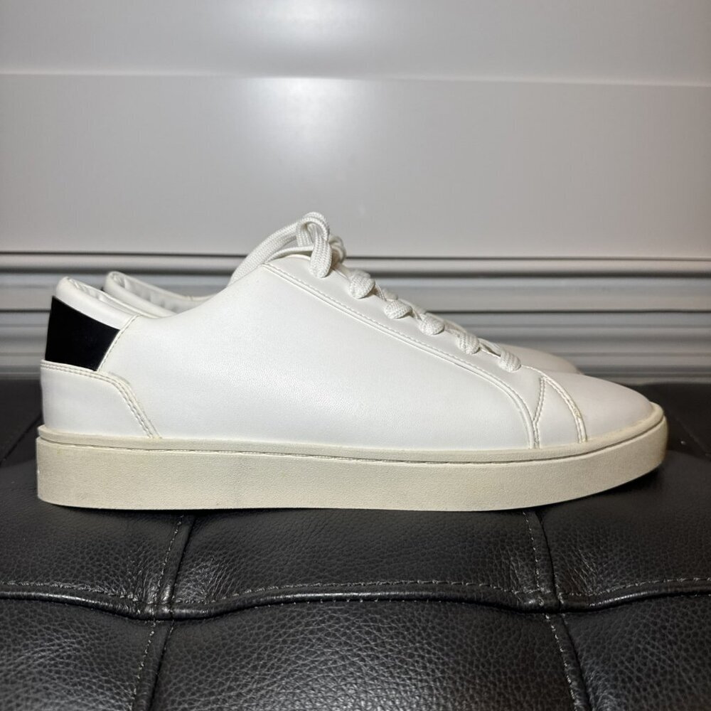 Thousand Fell Lace-up Women's Size 9.5 White/Black Sneakers